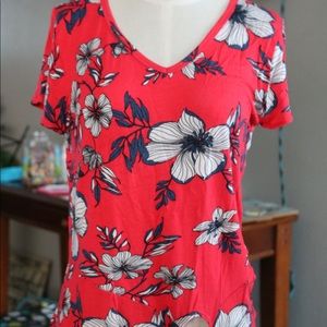 Floral boutique top